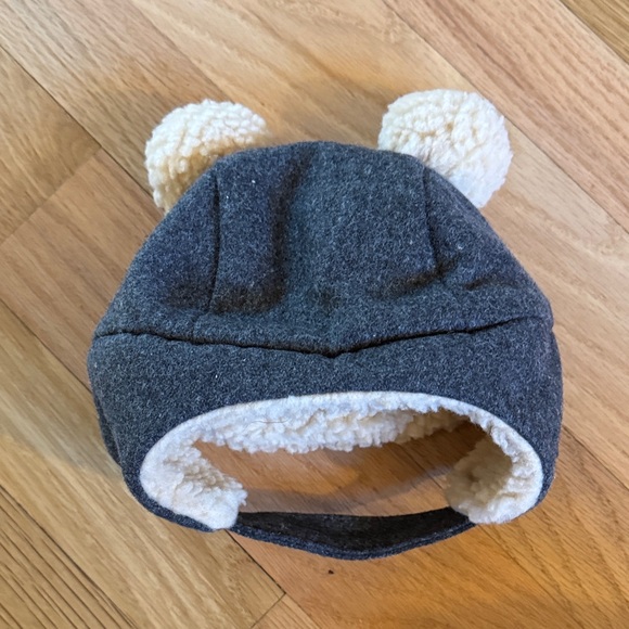 Gray and Cream Kids Bear Hat and Mittens Set - Picture 3 of 4